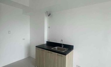FOR RENT STUDIO UNIT WITH BALCONY AT COHO TAGUIG
