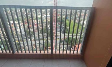 FOR RENT STUDIO UNIT WITH BALCONY AT COHO TAGUIG