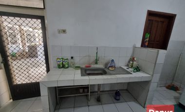 Dijual Rumah Kos Hitung Tanah Nol Jalan Tenggilis Mejoyo. Depan Kampus Ubaya.