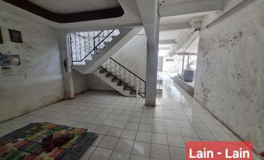 Dijual Rumah Kos Hitung Tanah Nol Jalan Tenggilis Mejoyo. Depan Kampus Ubaya.