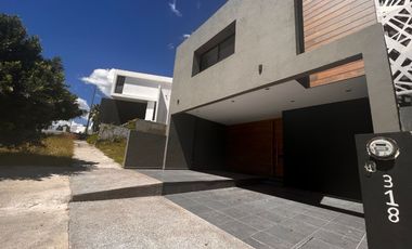 RENTA DE CASA EN BARRANCA DEL REFUGIO