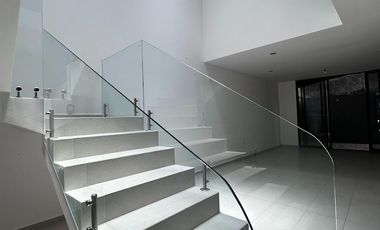 RENTA DE CASA EN BARRANCA DEL REFUGIO