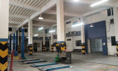 For Sale: Showroom Building Including Workshop with All Equipment