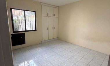 Corner House bungalow with 3bedrooms for sale inside Diamond Subdivision near Mac Arthur Highway and Robinsons Balibago in Angeles City Pampanga