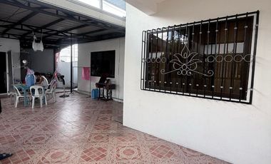 Corner House bungalow with 3bedrooms for sale inside Diamond Subdivision near Mac Arthur Highway and Robinsons Balibago in Angeles City Pampanga