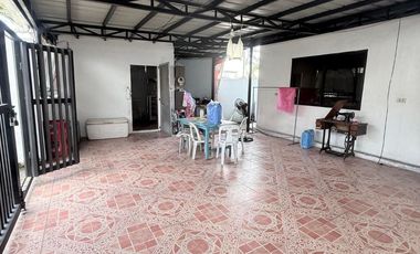 Corner House bungalow with 3bedrooms for sale inside Diamond Subdivision near Mac Arthur Highway and Robinsons Balibago in Angeles City Pampanga