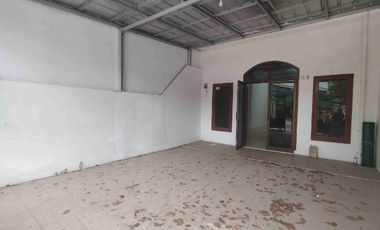 Disewakan Rumah Jalan Rajawali Palembang