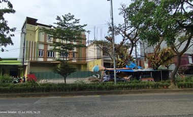 Ruko 3 Lantai Masih On Progress Lokasi Strategis di Poros Hertasning