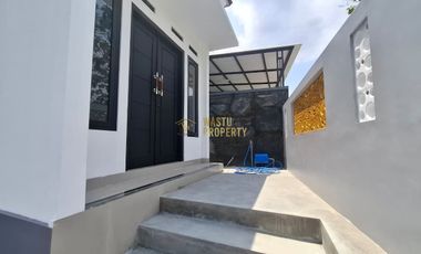 RUMAH BARU MURAH SIAP HUNI DEKAT FASUM DAN FASKES DI BANTUL