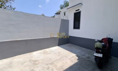 RUMAH BARU MURAH SIAP HUNI DEKAT FASUM DAN FASKES DI BANTUL