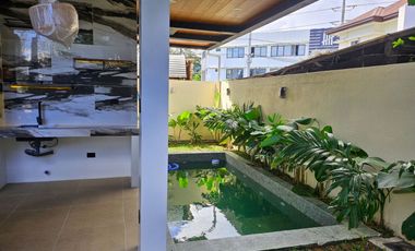 FOR SALE: Villa/Resort Style Designer House in Greenwoods Executive Village