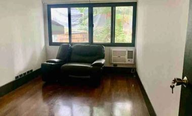 FOR RENT/LEASE: Modern Split Level Home in Dasmariñas Village