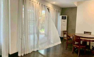 FOR RENT/LEASE: Modern Split Level Home in Dasmariñas Village