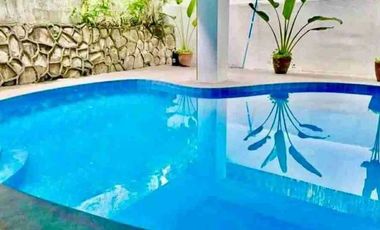 FOR RENT/LEASE: Modern Split Level Home in Dasmariñas Village