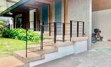 FOR RENT/LEASE: Modern Split Level Home in Dasmariñas Village