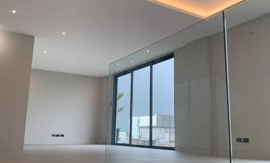 FOR SALE: Newly Built House in Greenwoods Executive Village