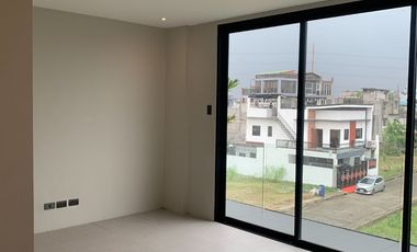 FOR SALE: Newly Built House in Greenwoods Executive Village