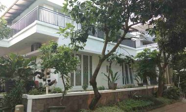 Rumah Hook di Emerald Sektor 9 Bintaro Jaya