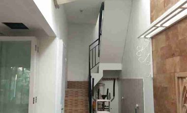 Rumah Hook di Emerald Sektor 9 Bintaro Jaya