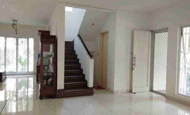 Rumah Hook di Emerald Sektor 9 Bintaro Jaya