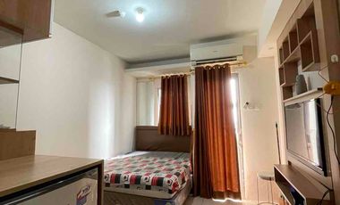 disewakan unit studio lantai 15 bisa bayar bulnan apartemen Pakubuwono terrace jakarta selatan