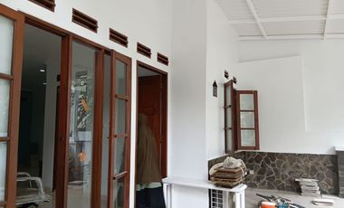Disewakan Rumah 2 Lantai di Jalan Drupada, Tegal Gundil, Bogor