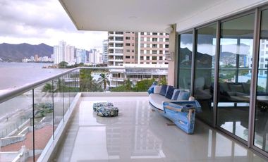 PLAYA SALGUERO - En Venta Fascinante Apartamento 4 habitaciones 5 baños frente al mar