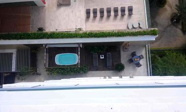 PLAYA SALGUERO - En Venta Fascinante Apartamento 4 habitaciones 5 baños frente al mar