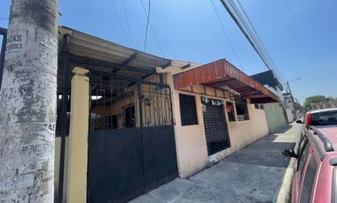 CIUDADELA IETEL VENDO PRECIOSA VILLA UNA PLANTA,  ESQUINERA, TRES DORMITORIOS, OPORTUNIDAD