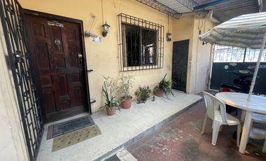 CIUDADELA IETEL VENDO PRECIOSA VILLA UNA PLANTA,  ESQUINERA, TRES DORMITORIOS, OPORTUNIDAD