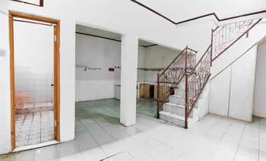 MOVE-IN READY 2-STORY HOUSE – STRATEGIC LOCATION NEAR PONDOK GEDE MALL