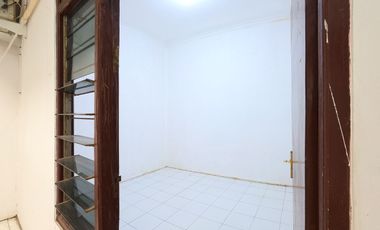 MOVE-IN READY 2-STORY HOUSE – STRATEGIC LOCATION NEAR PONDOK GEDE MALL