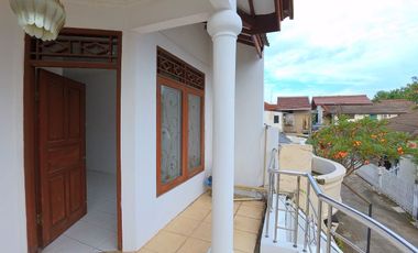 MOVE-IN READY 2-STORY HOUSE – STRATEGIC LOCATION NEAR PONDOK GEDE MALL