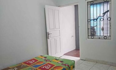 Dijual Rumah Cantik 2 Lt Dalam Perumahan Area Condongcatur