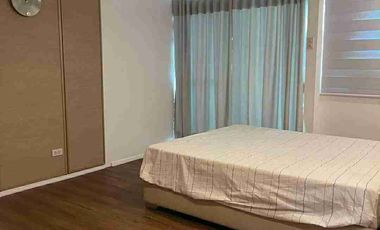 Spacious and fully interior unit for rent at Legazpi Village Makati