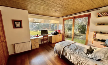 Casa En Arriendo En San Carlos De Apoquindo Con Piscina