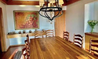 Casa En Arriendo En San Carlos De Apoquindo Con Piscina