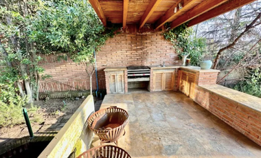 Casa En Arriendo En San Carlos De Apoquindo Con Piscina