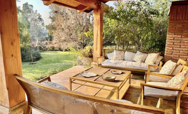 Casa En Arriendo En San Carlos De Apoquindo Con Piscina