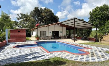 🏡 CASA CAMPESTRE EN COMBIA – ¡Oportunidad Única por Precio y Ubicación!