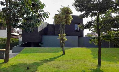 Rumah Luxury Rancamaya High Quality Material dan Full Furnish