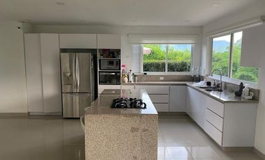 🏡 ESPECTACULAR CASA CAMPESTRE EN COMBIA – PEREIRA