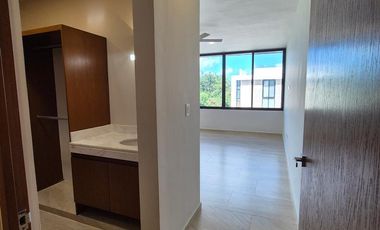 Estrena Residencia en Nortemerida, Komchen