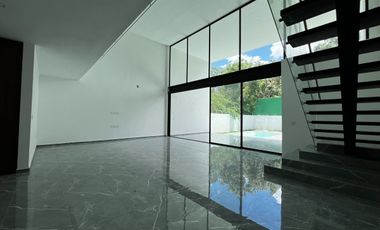 Estrena Residencia en Tamara Zona YCC