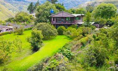 CASA - PATATE VIEJO, Patate, Ecuador