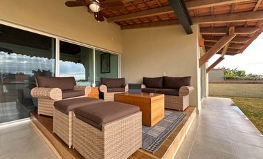 Casa en Venta en col. Arroyo Alto, Ajijic