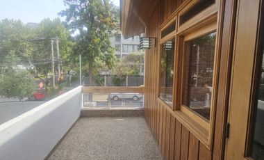 Casa con encanto clásico/ USO COMERCIAL/Simón Bolivar/ Ñuñoa