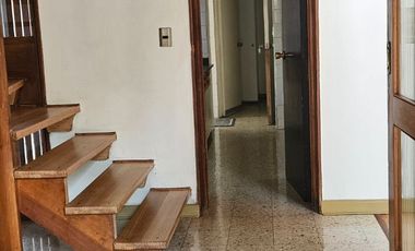 Casa con encanto clásico/ USO COMERCIAL/Simón Bolivar/ Ñuñoa