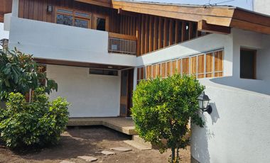 Casa con encanto clásico/ USO COMERCIAL/Simón Bolivar/ Ñuñoa