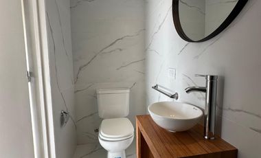 Departamento 4 ambientes a la calle con balcón terraza y cochera. Mar del Plata.